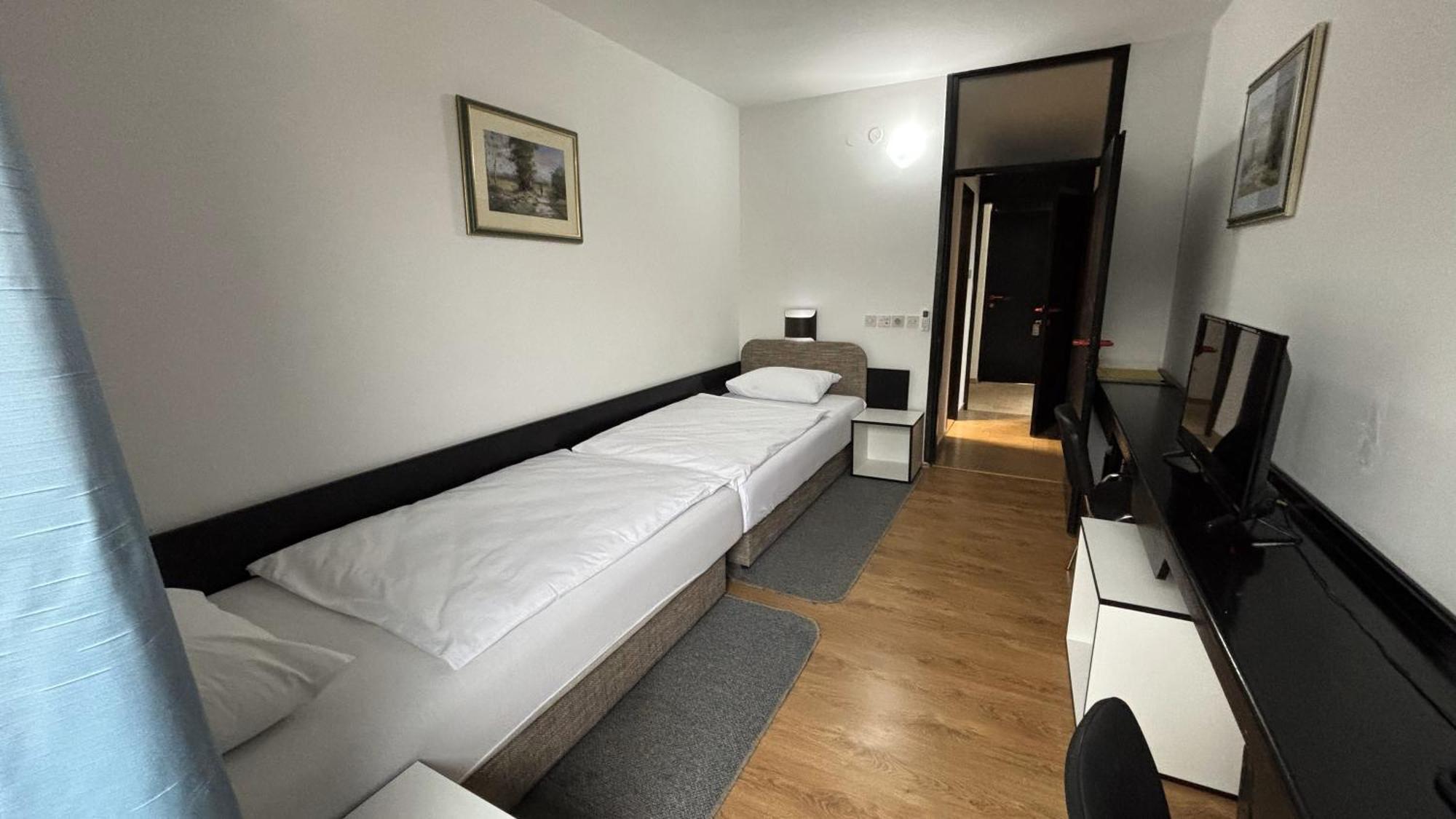 Nasice Hotel Park מראה חיצוני תמונה