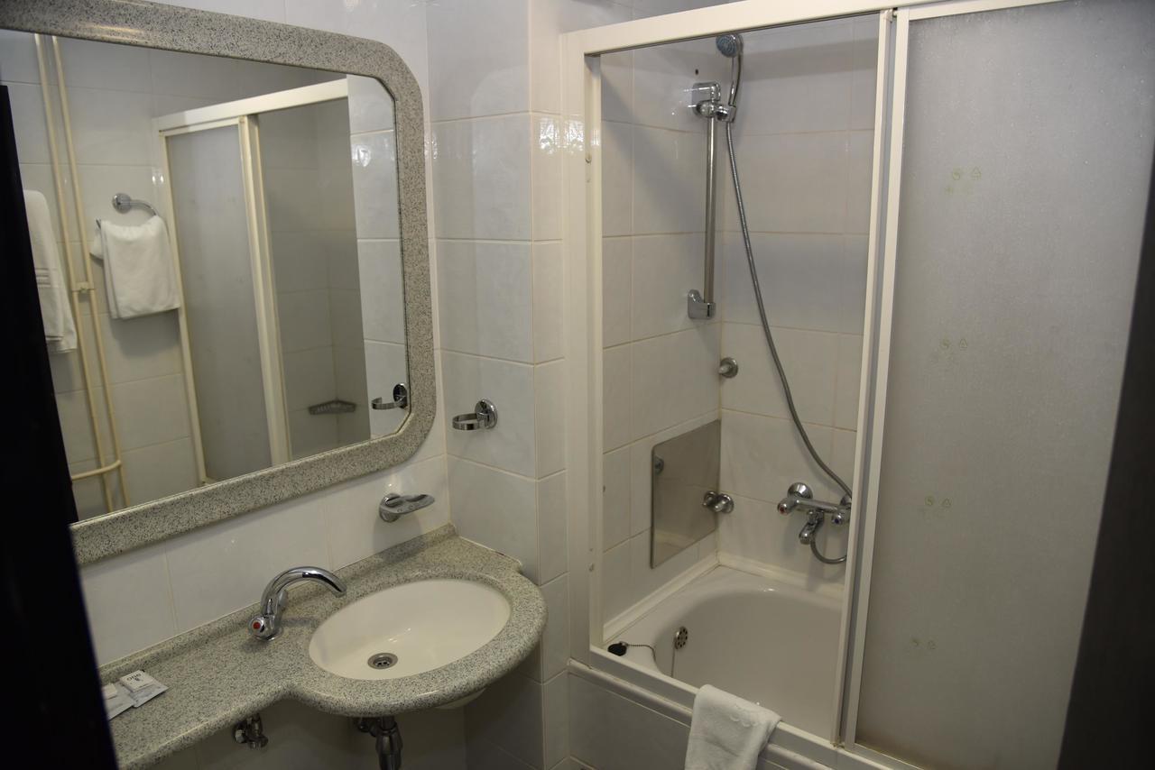 Nasice Hotel Park מראה חיצוני תמונה